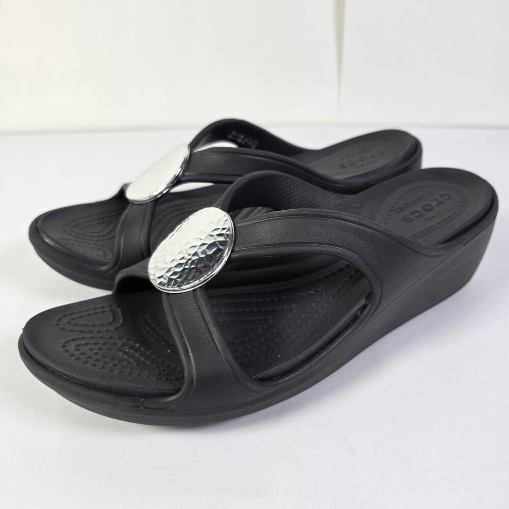 Crocs Sanrah Embellished Wedge Sandals Women's Size 9 Black Comfort Slides - Picture 3 of 11